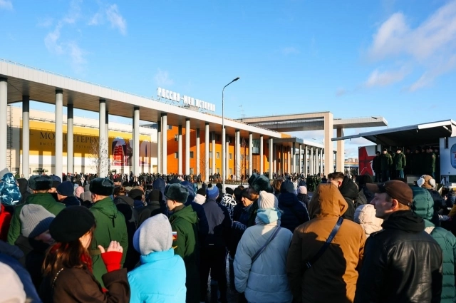 «Не усвоили уроки». В Петербурге открылась выставка трофейной техники с СВО