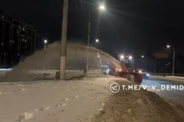 Дороги в Белгороде чистят в круглосуточном режиме.