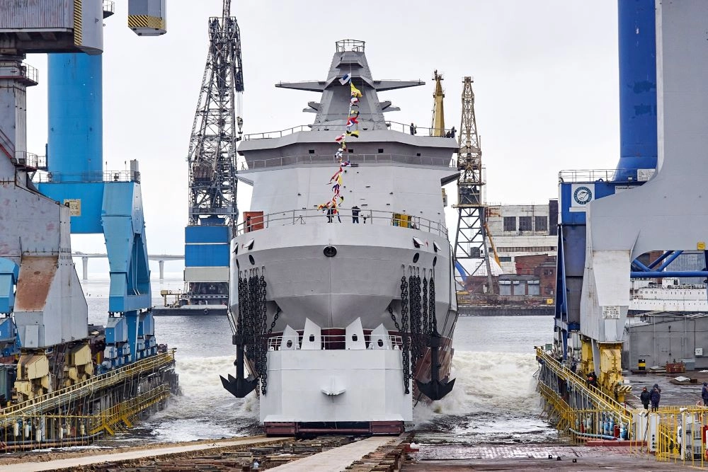 Торжественная церемония спуска на воду патрульного корабля ледового класса «Николай Зубов».