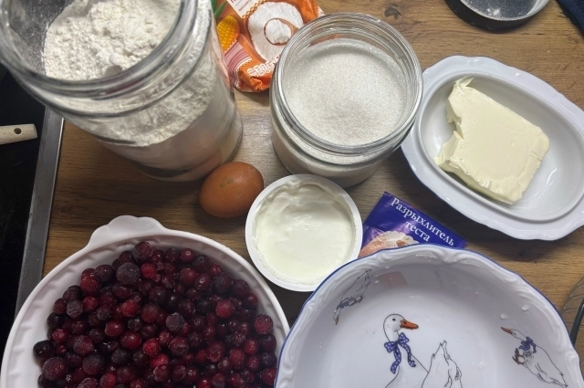 Для пирога нужны простые продукты, которые есть у любой хозяйки.