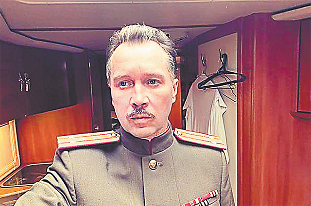 Одну из центральных ролей в фильме играет Евгений Миронов.