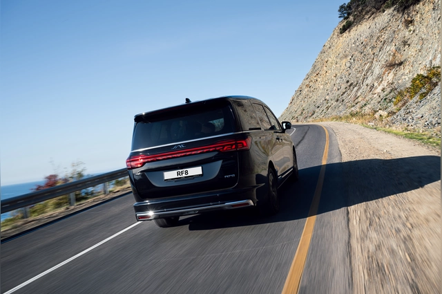 Минивен JAC RF8