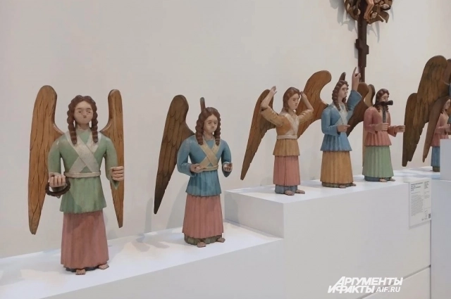 Коллекция деревянных скульптур насчитывает около 500 экспонатов.