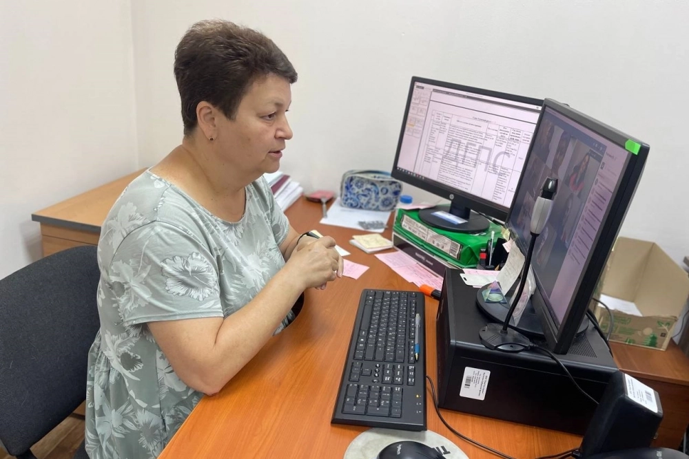 Ольга Третьякова с 2010 года работает в компании «ЛокоТехСервис» – она главный специалист отдела управления качеством по рекламационной работе филиала Восточно-Сибирский.
