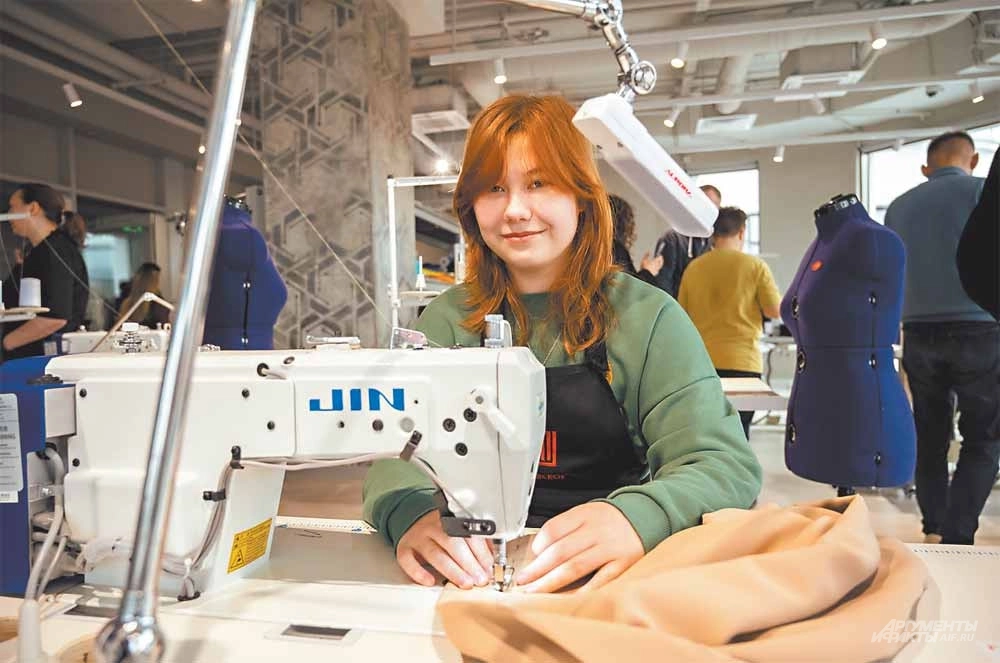 Надежда Морозкова уже скоро будет создавать дизайн одежды.