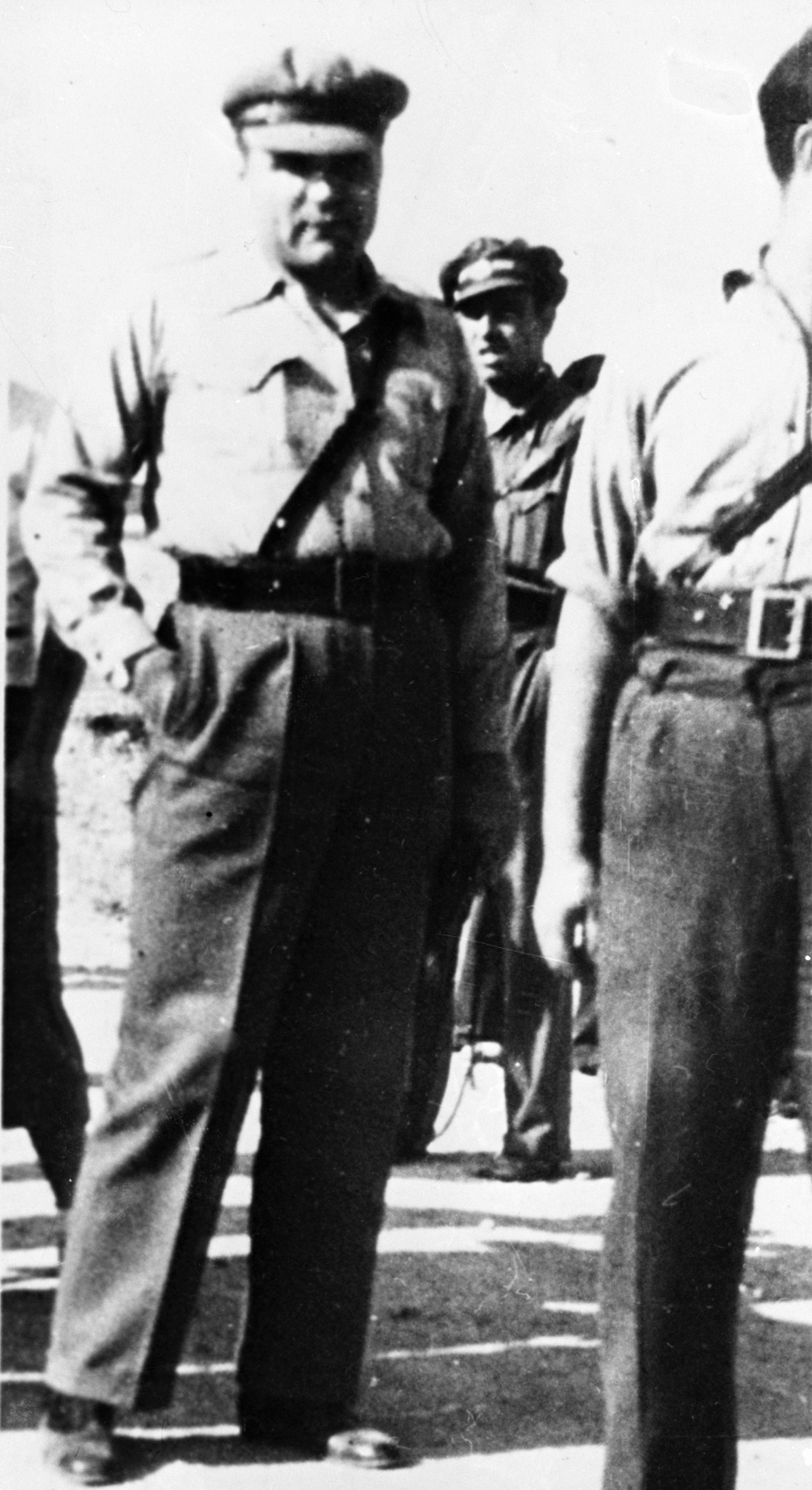 Полковник Родион Яковлевич Малиновский в 1937—1938 годах находился в Испании в качестве военного советника во время испанской Гражданской войны, где разрабатывал боевые операции против франкистов. 1937 г.