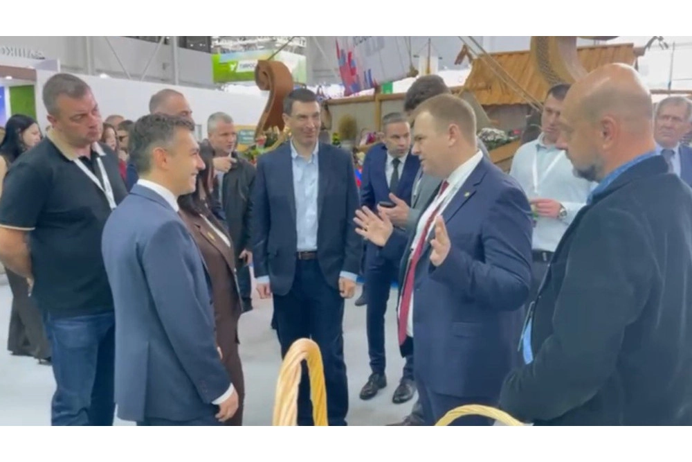 Сергей Колесников и Игорь Щёголев.