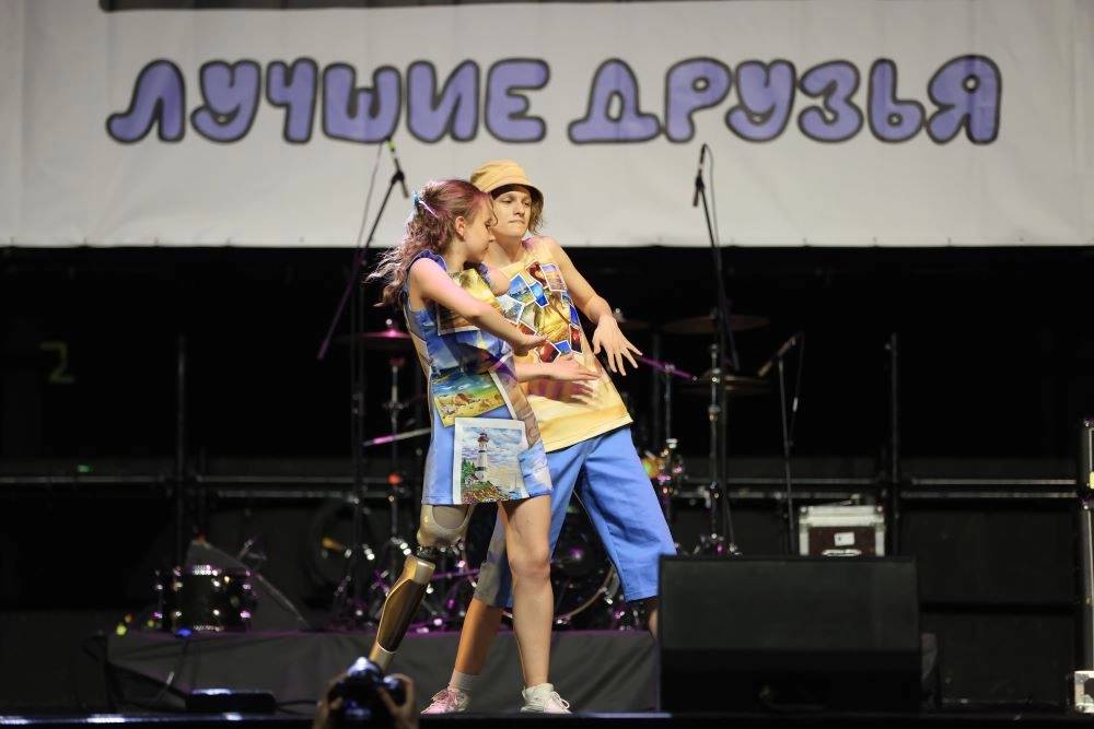 Полина Гладких и Артём Ёлкин.