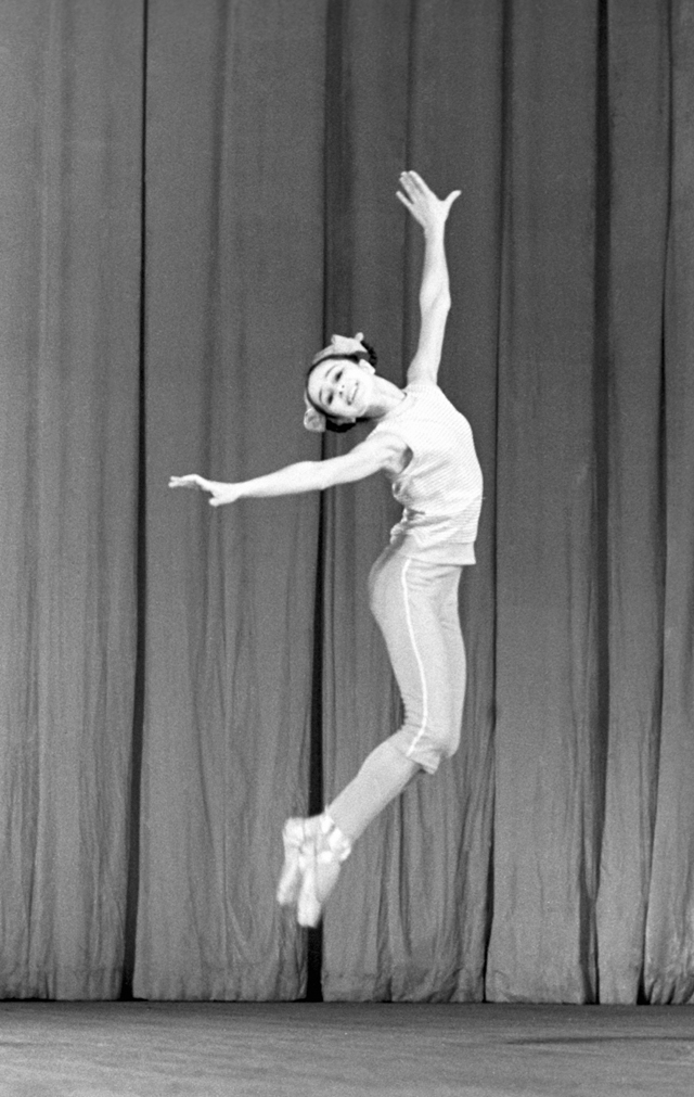 Ученица 6-го класса Пермского хореографического училища Надежда Павлова. 1972 год.