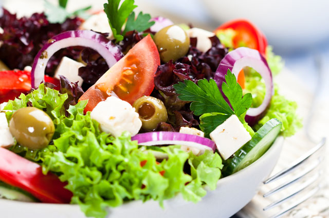 Греческий салат с брынзой