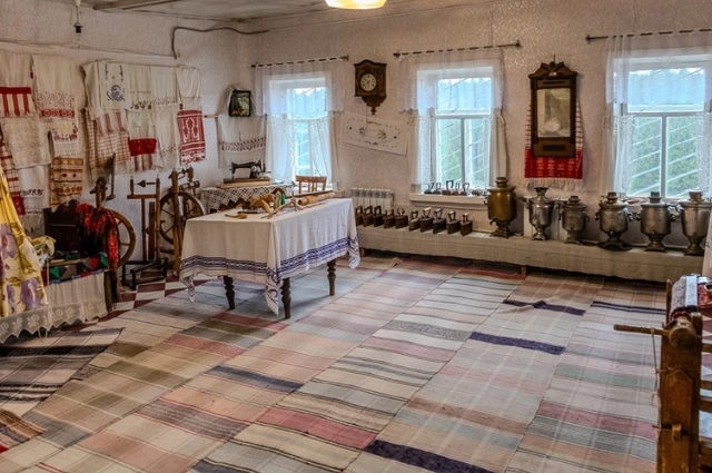 Посуда пасью – бес нагадит. В селе Роща знакомят с бытованием старообрядцев