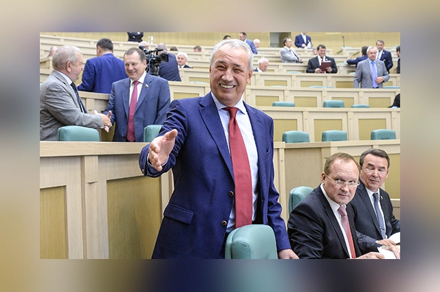 Карьерный рост Сафина в нефтяной отрасли был стремительным. 