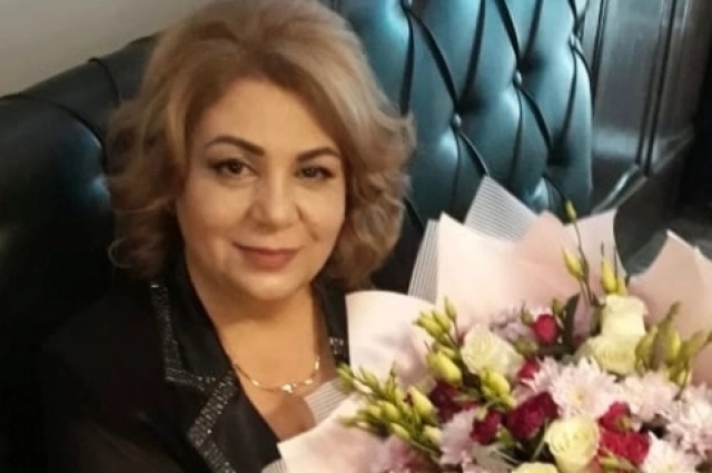 Анаит Сароян С 2000 года занимается активной общественной деятельностью в Омском региональном отделении Общероссийской общественной организации «Союз армян России».