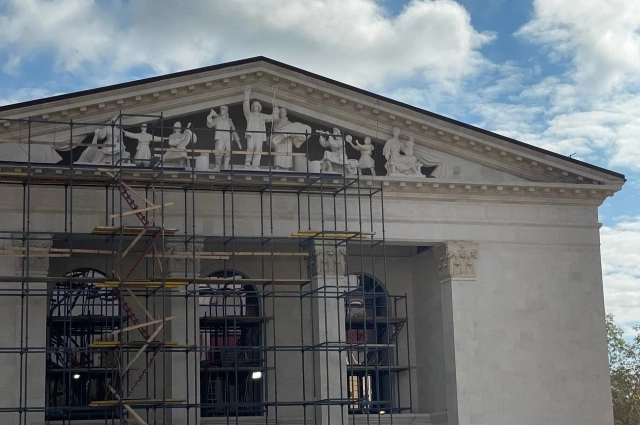 Восстановление драматического театра в Мариуполе