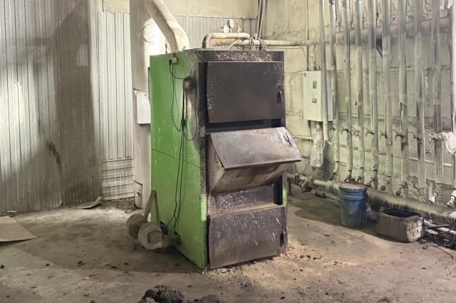 С сентября 2025 года в Красноярске, Лесосибирске, Ачинске и Минусинске вступили в силу ограничения на использование твёрдых видов топлива. 