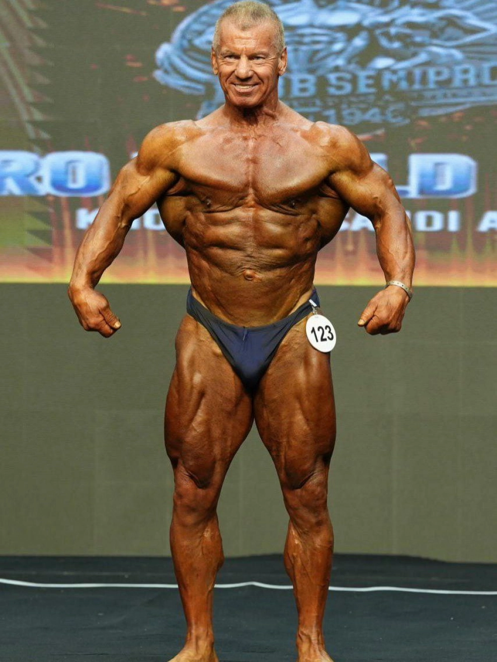 Самое сложное в бодибилдинге — «сушка», когда у спортсмена уменьшается объём воды в организме.