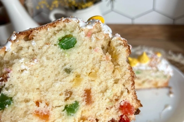 Для придания вкуса цукаты можно замочить в алкоголе.