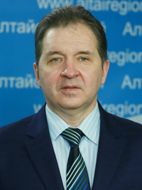 Андрей Степанов