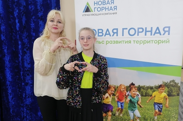Около 900 детей и взрослых занимаются в творческих объединениях ДК им. Горького в Мысках.