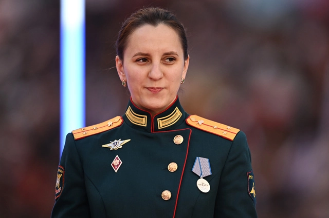 Военнослужащая медицинской службы, лейтенант Мария Мирошниченко, награжденная медалью «За отвагу» за спасение людей в ходе спецоперации.