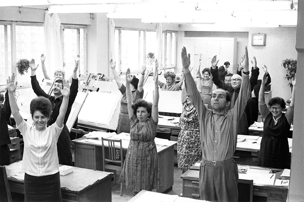 
 «Пятиминутка бодрости». Как производственная гимнастика останавливала заводы    