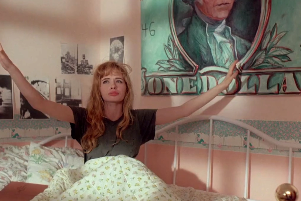 Эдриэнн Шелли сыграла в фильме «Невероятная правда» главную роль — Одри.