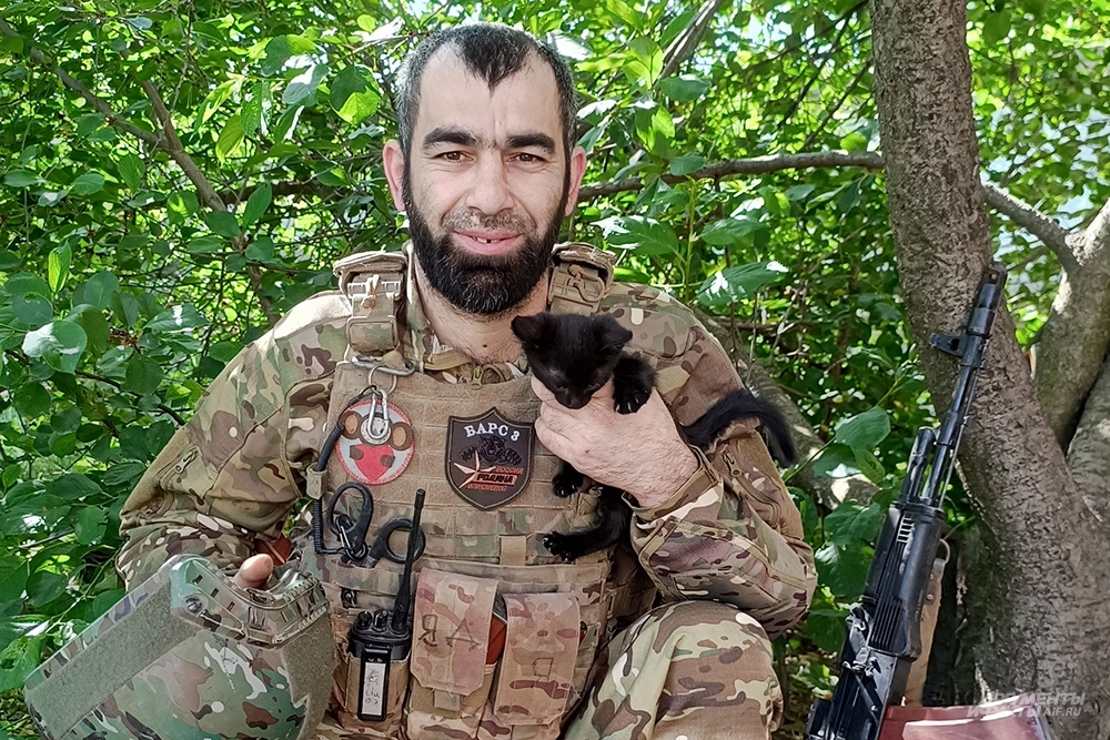 Анзор Чанхоев признается, что ему снятся дом и дети.