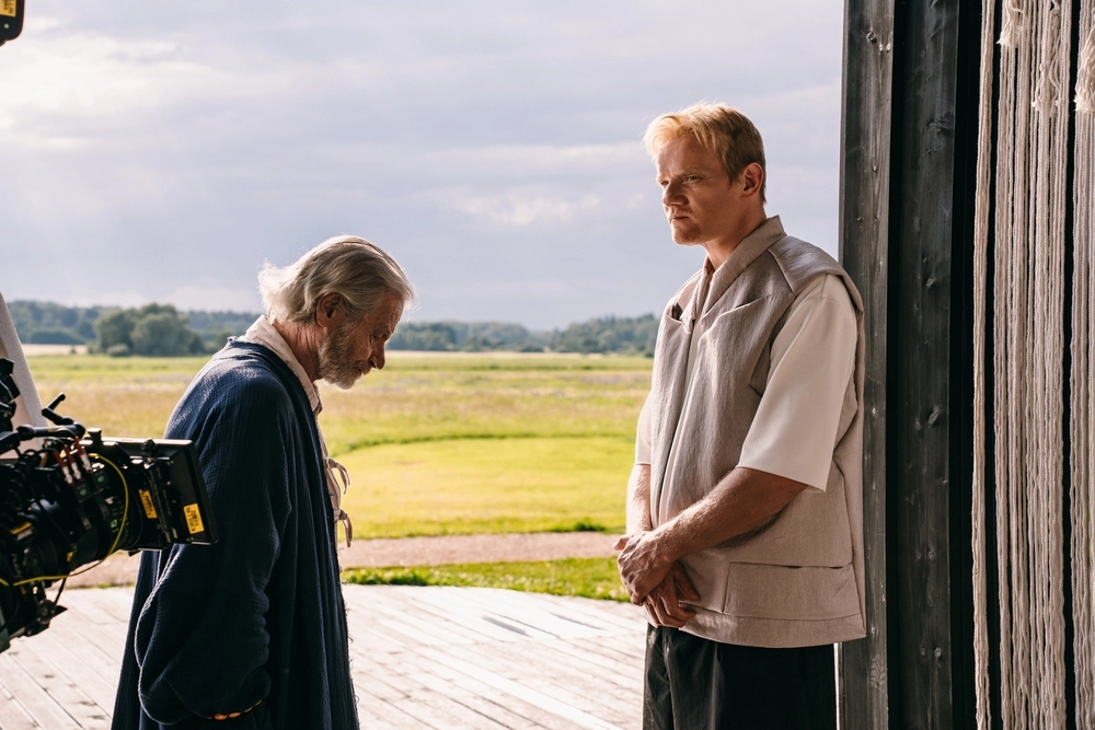 сериал Полдень