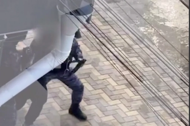 Кадры задержания нападавшего в Анапе