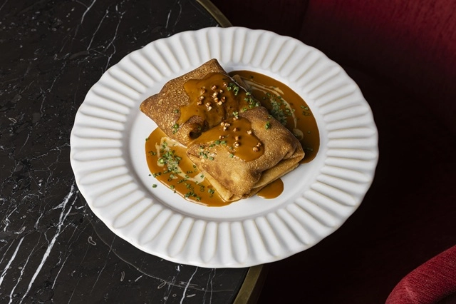 Блины с томлеными щечками.