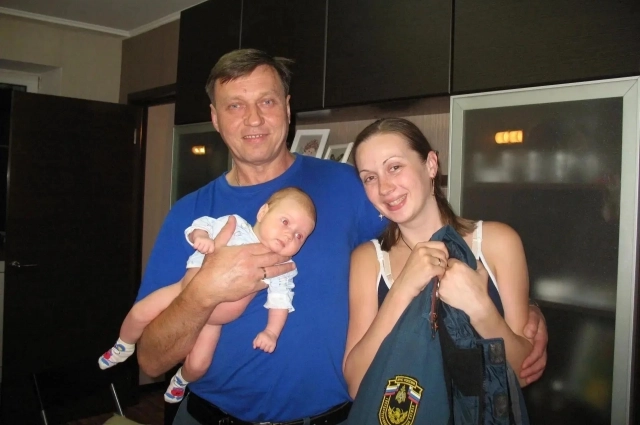 Евгения и Федор Чуенко с дочерью.