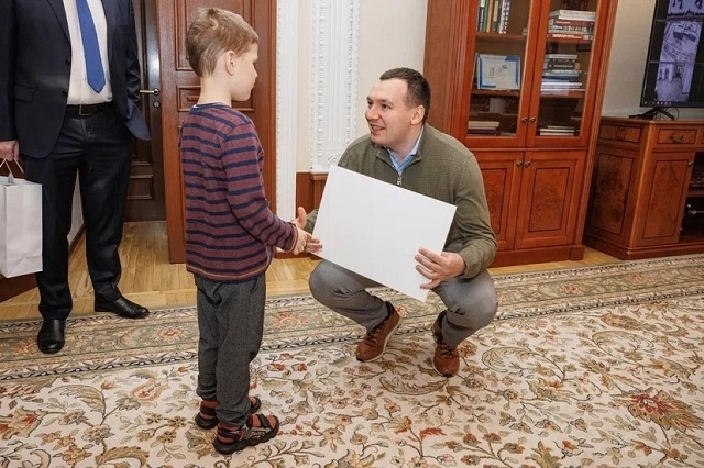 Депутаты Екатеринбурга продолжают исполнять детские мечты