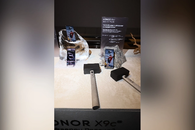 МТС ударопрочный смартфон HONOR X9c