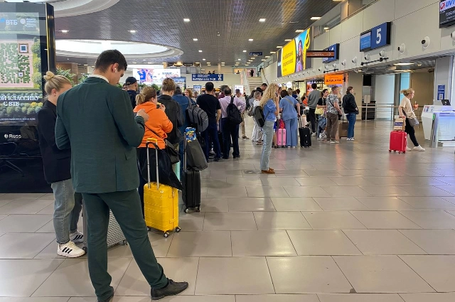 Хабаровск, Международный аэропорт им.Невельского