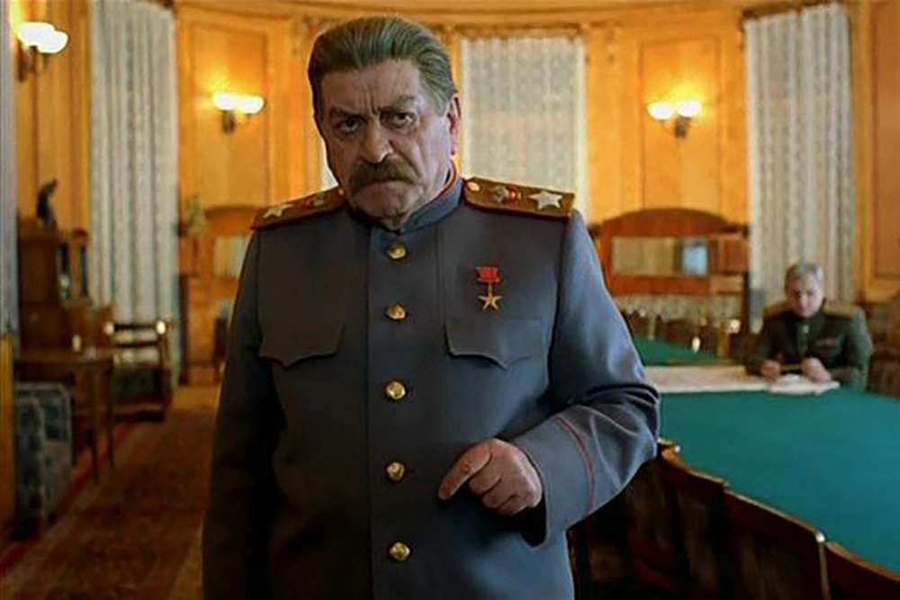 Рамаз Чхиквадзе в роли Сталина.