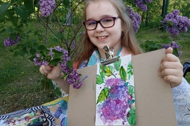 В творческом диапазоне Арины не только съемки короткометражек, но и рисование.