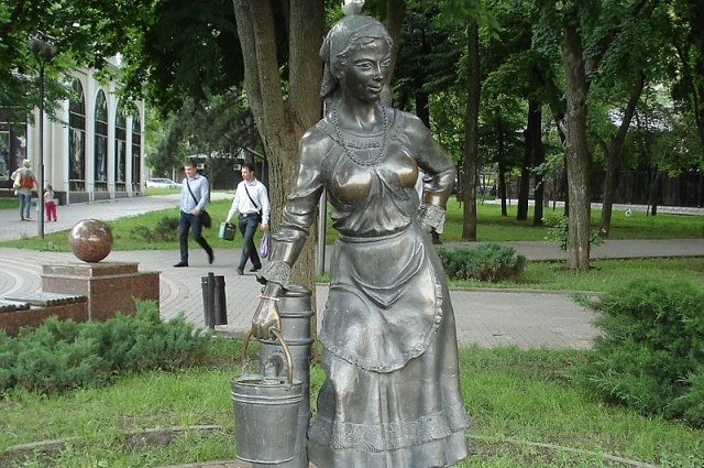 Памятник ростовскому водоводу в Ростове-на-Дону.