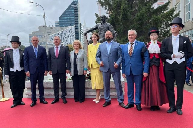 В Екатеринбурге прошло торжественное открытие памятника Петру Столыпину