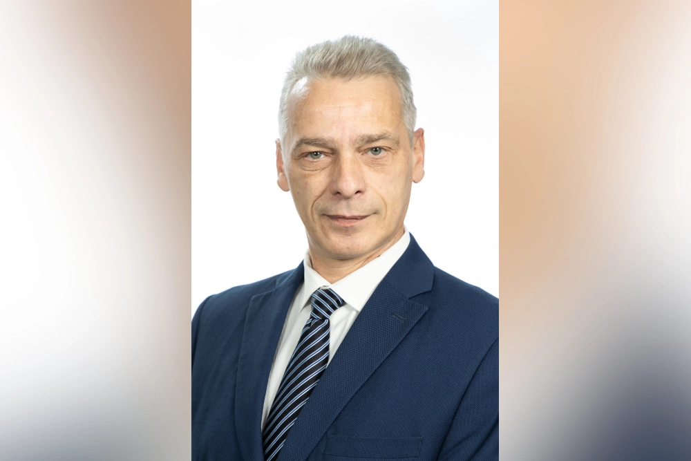заместитель генерального директора по инвестициям и капитальному строительству АО «Сахаэнерго» Олег Попов.