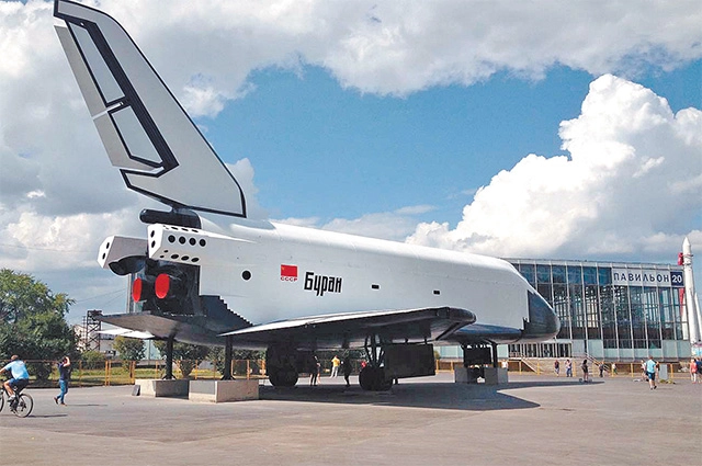 Советский орбитальный ракетоплан «Буран» – «точка» маршрута «Технологии».