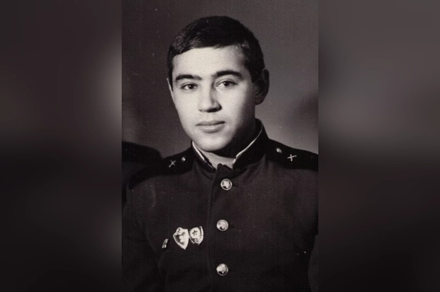 Мухаметшин начинал токарем.