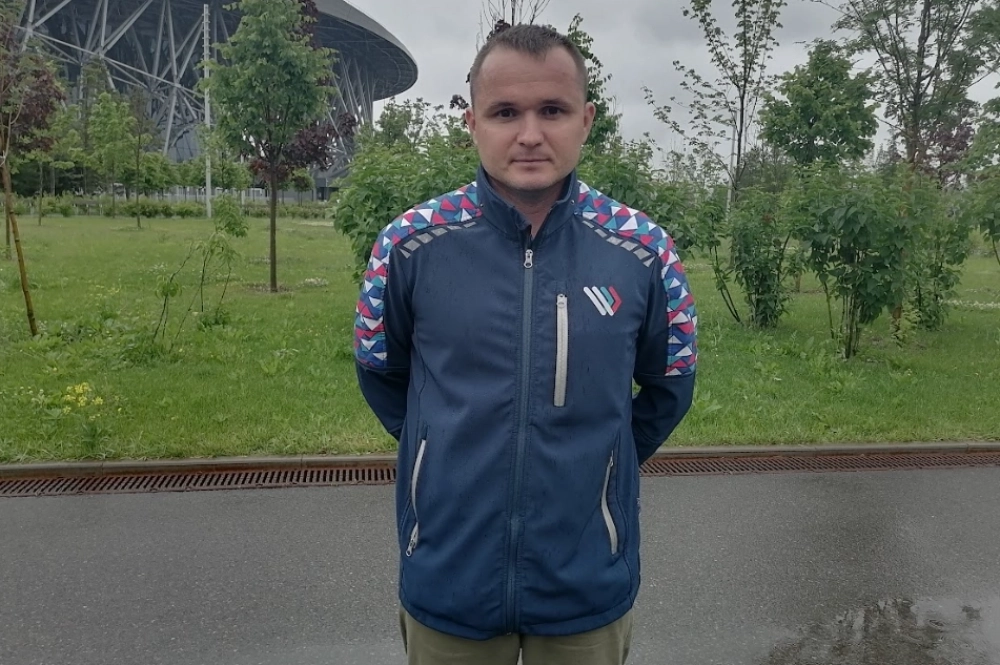 Артём — агроном по образованию и футболист в прошлом.