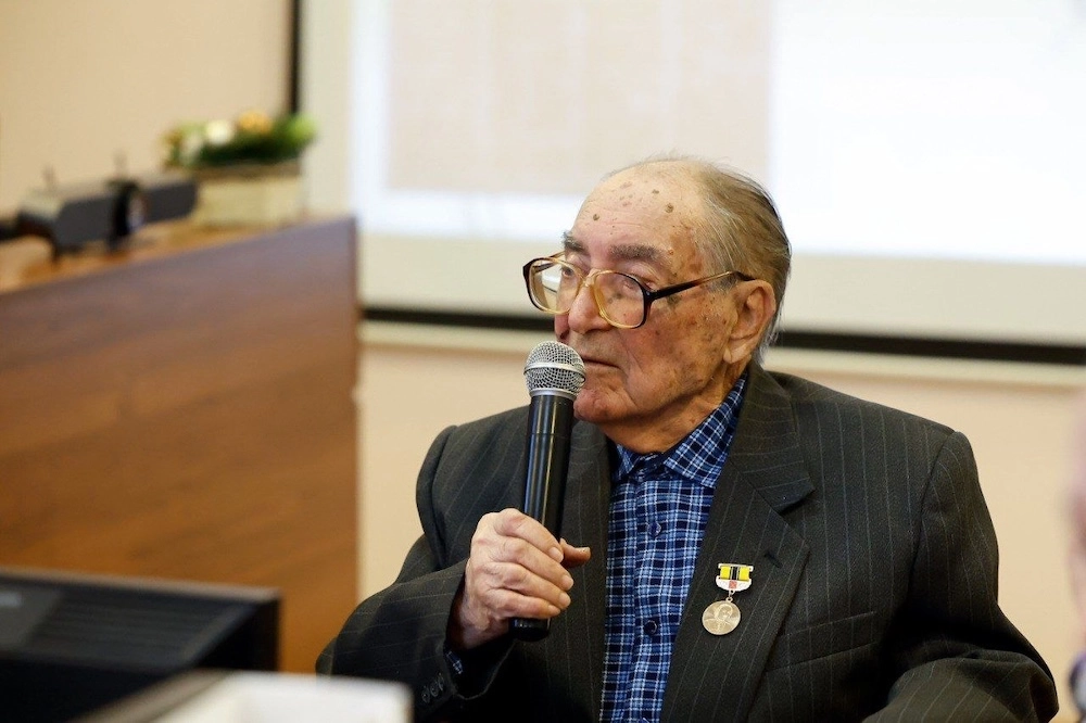 Александр Марков 