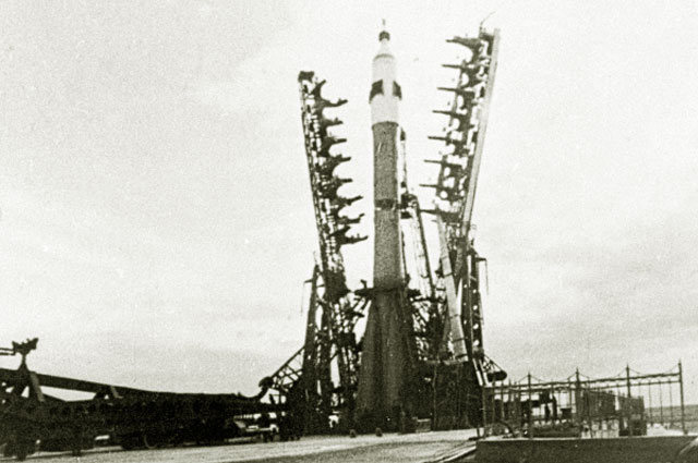 Космический корабль Союз-5 перед стартом с космодрома Байконур 15 января 1969 года