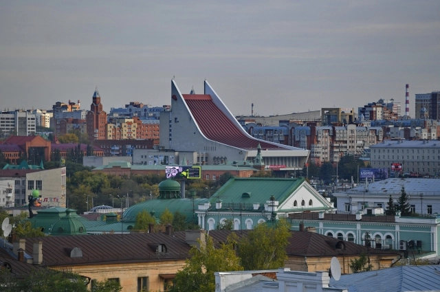 Сейчас Михаил проживает в Омске.
