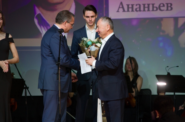 «Человеком эпохи» в номинации «строительство» был признан глава компании «Атомстройкомплекс» Валерий Ананьев. 