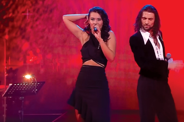 Талантливый певец и танцор из цыганского «Ромэна» помог певице в четвертьфинале. 