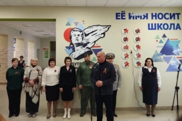 Торжества в школе № 3 в Ракитном накануне 9 мая 2025 года.