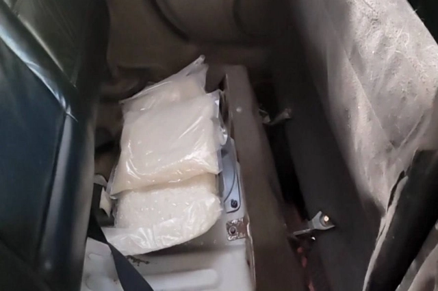 Наркотайник в автомобиле.