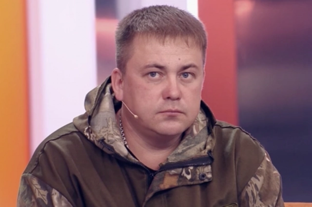 Близкий друг блогера Александр.